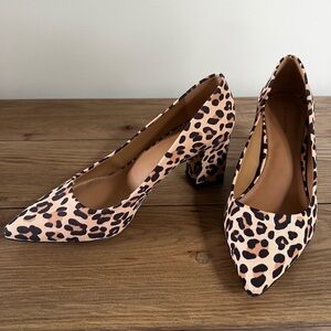 14th & Union Leopard Print Suede Block Heel Pumps Size 7W Pointed Toe